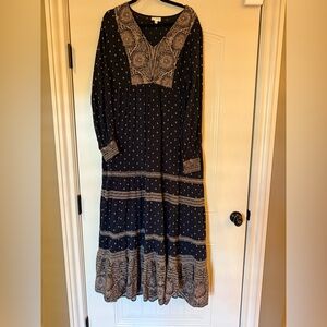 Wonderly Black and Tan Long Sleeve Dress